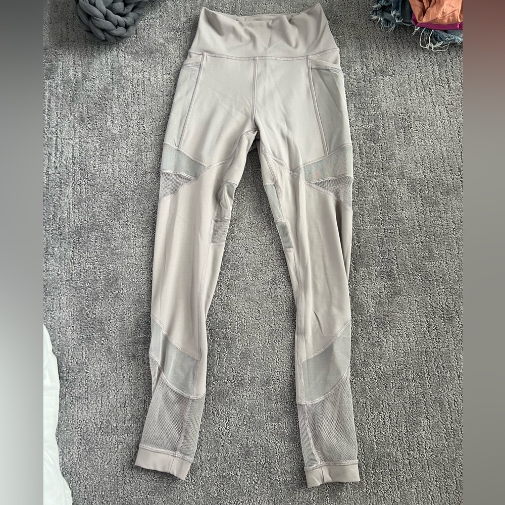 lululemon leggings size 4